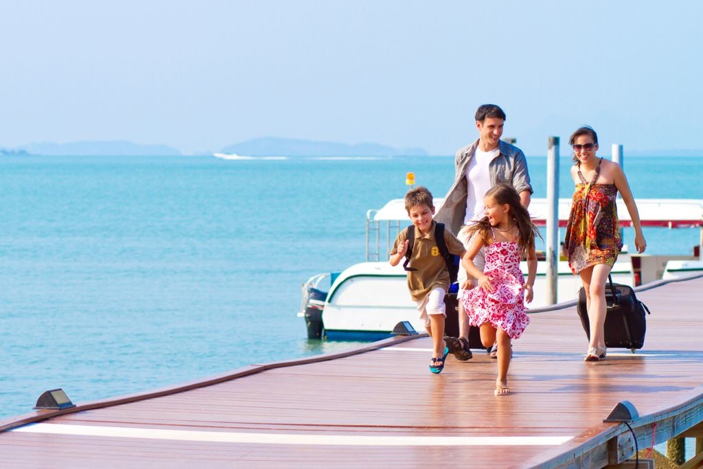Gold Crown Resort Provide Unique Travel Program